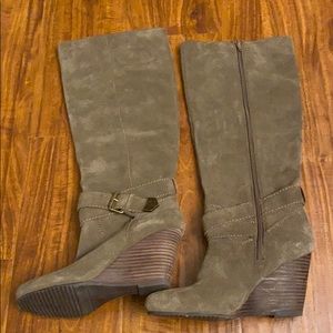 BCBG wedge suede boots